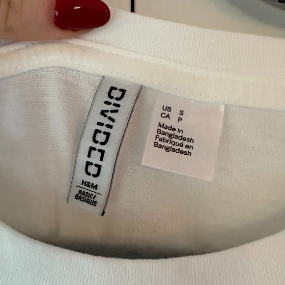 Short Sleeve Graphic T-shirt Love - Picture 5 of 5